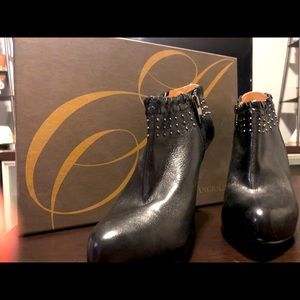 Enzo Angiolini ankle bootie “Eadalyse”